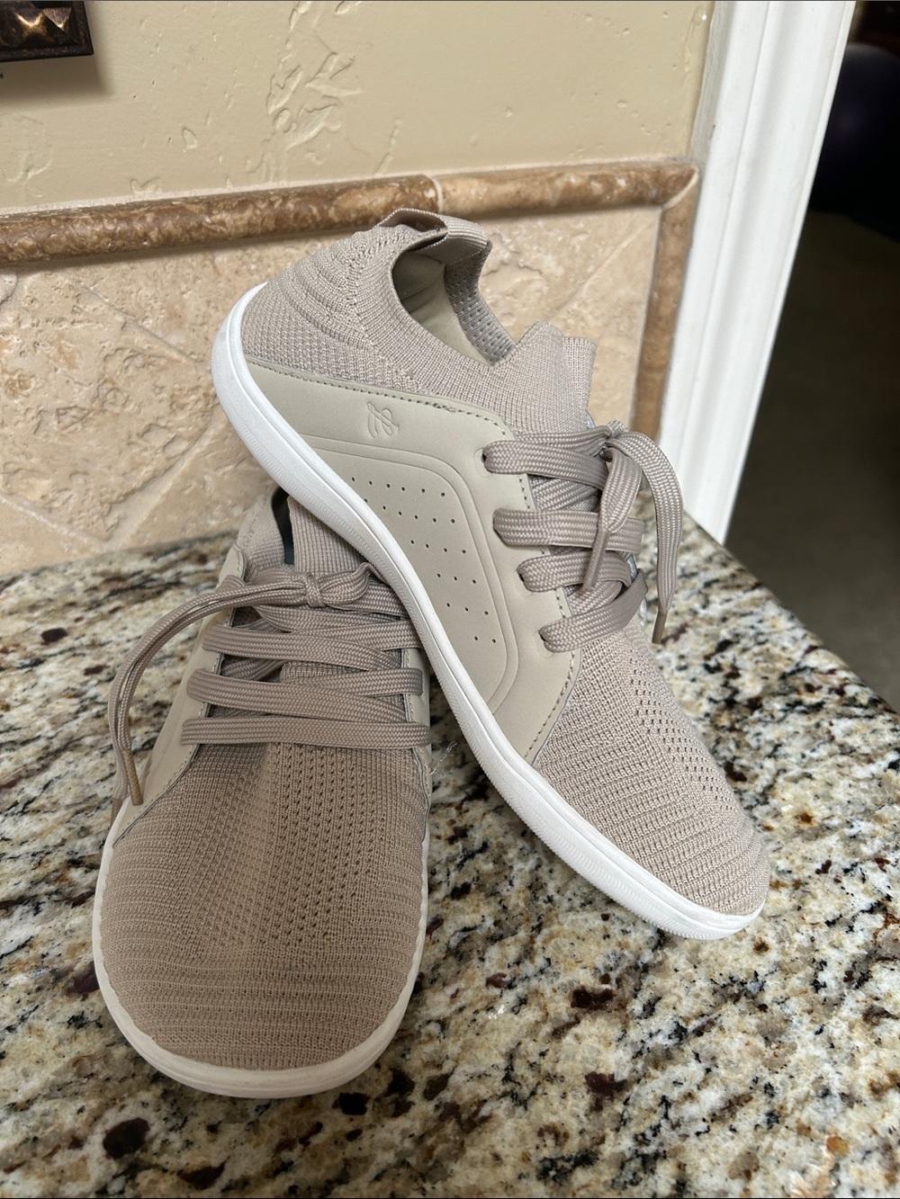 Leisfit Wide Toe Diabetic Shoe Women’s Lightweight Knit Walking Sneaker in Taupe
